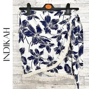 INDIKAH White & Blue Floral Wrap Skort, 8